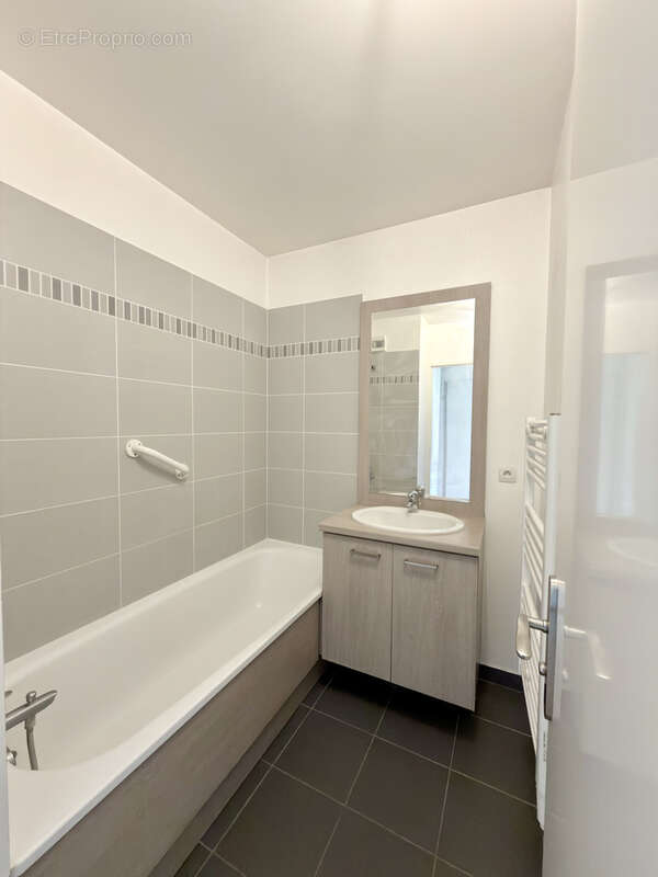 Appartement à BAILLY-ROMAINVILLIERS