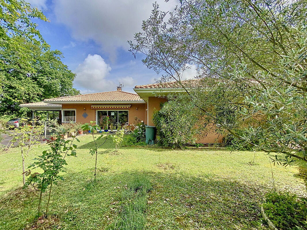 Maison à CAMBLANES-ET-MEYNAC