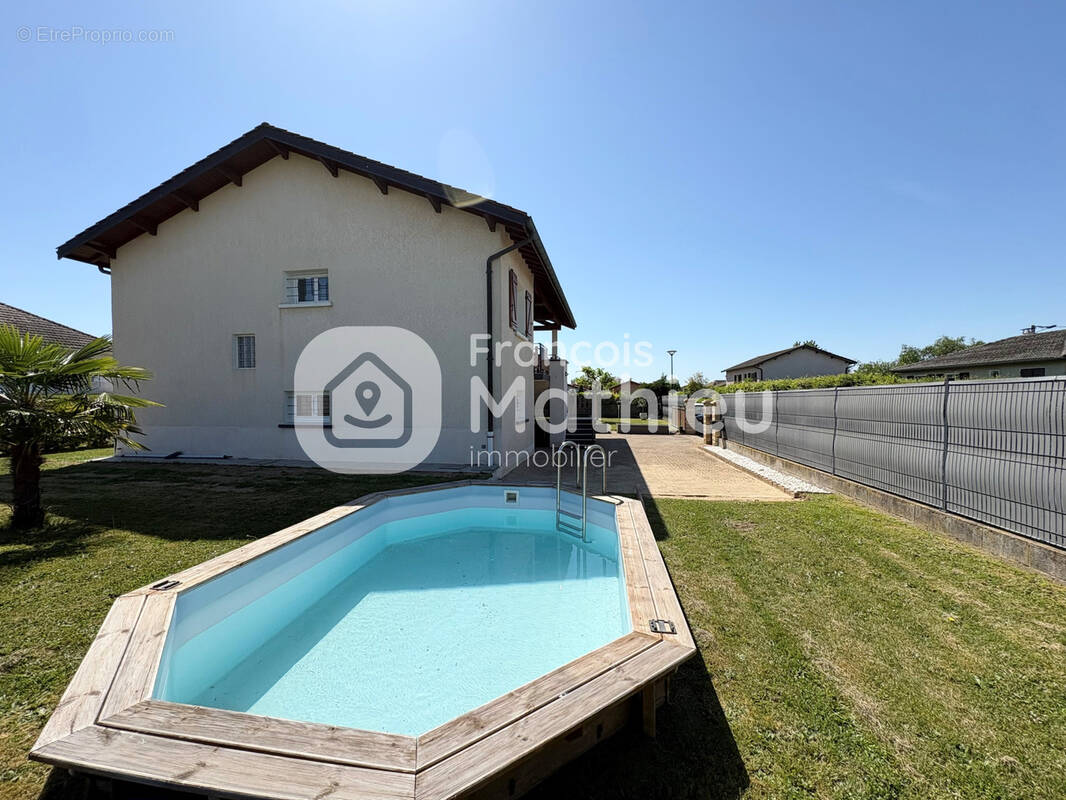 Maison à VILLARS-LES-DOMBES