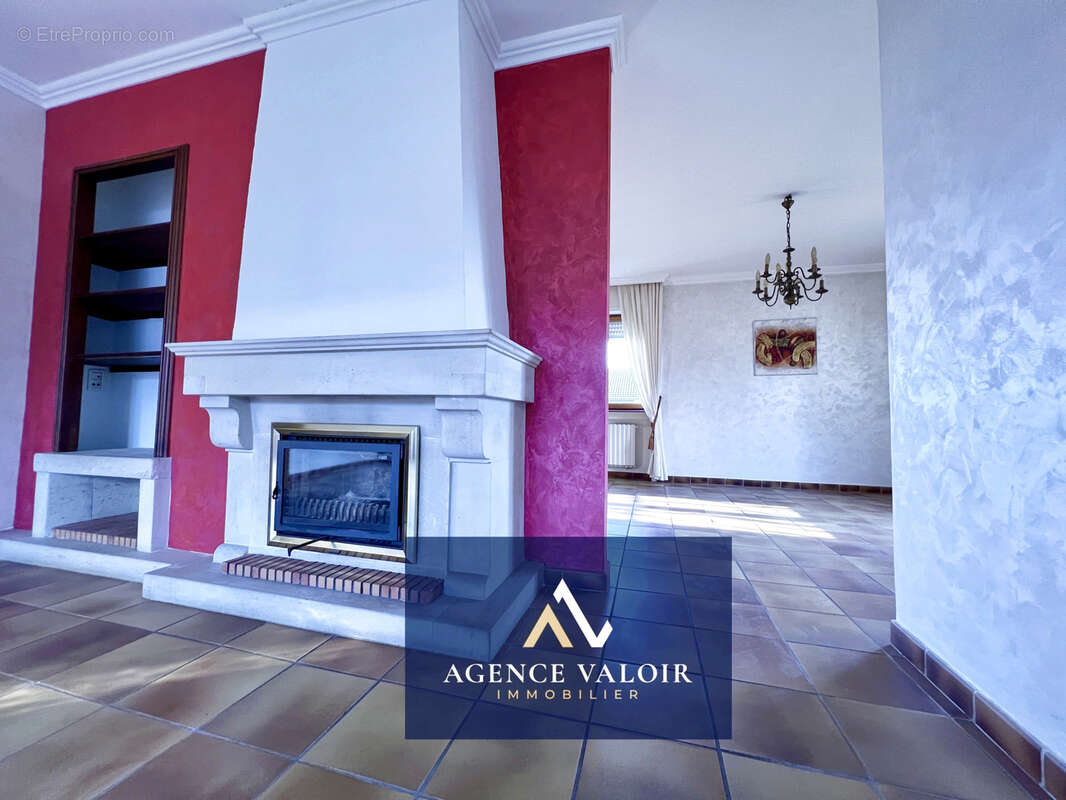 Appartement à FAMECK