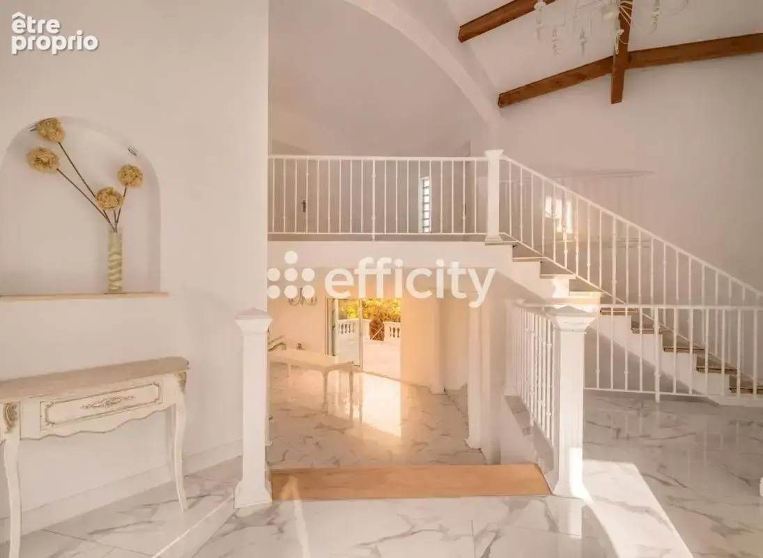 Maison 6 pièces 245 m² à vendre à Rochetaillee-Sur-Saone (69270) - photo 10
