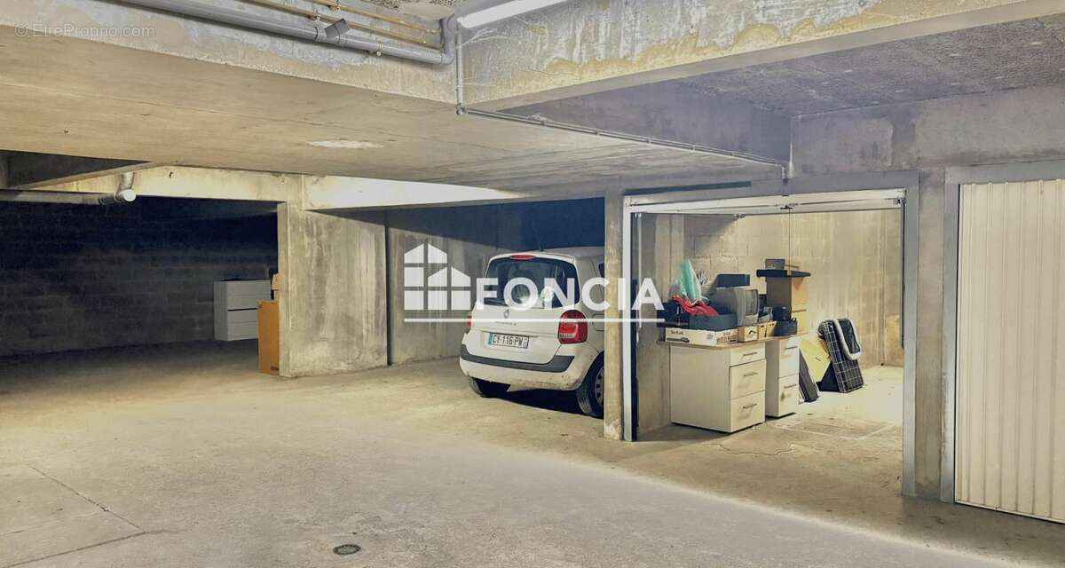 Parking à ANTONY