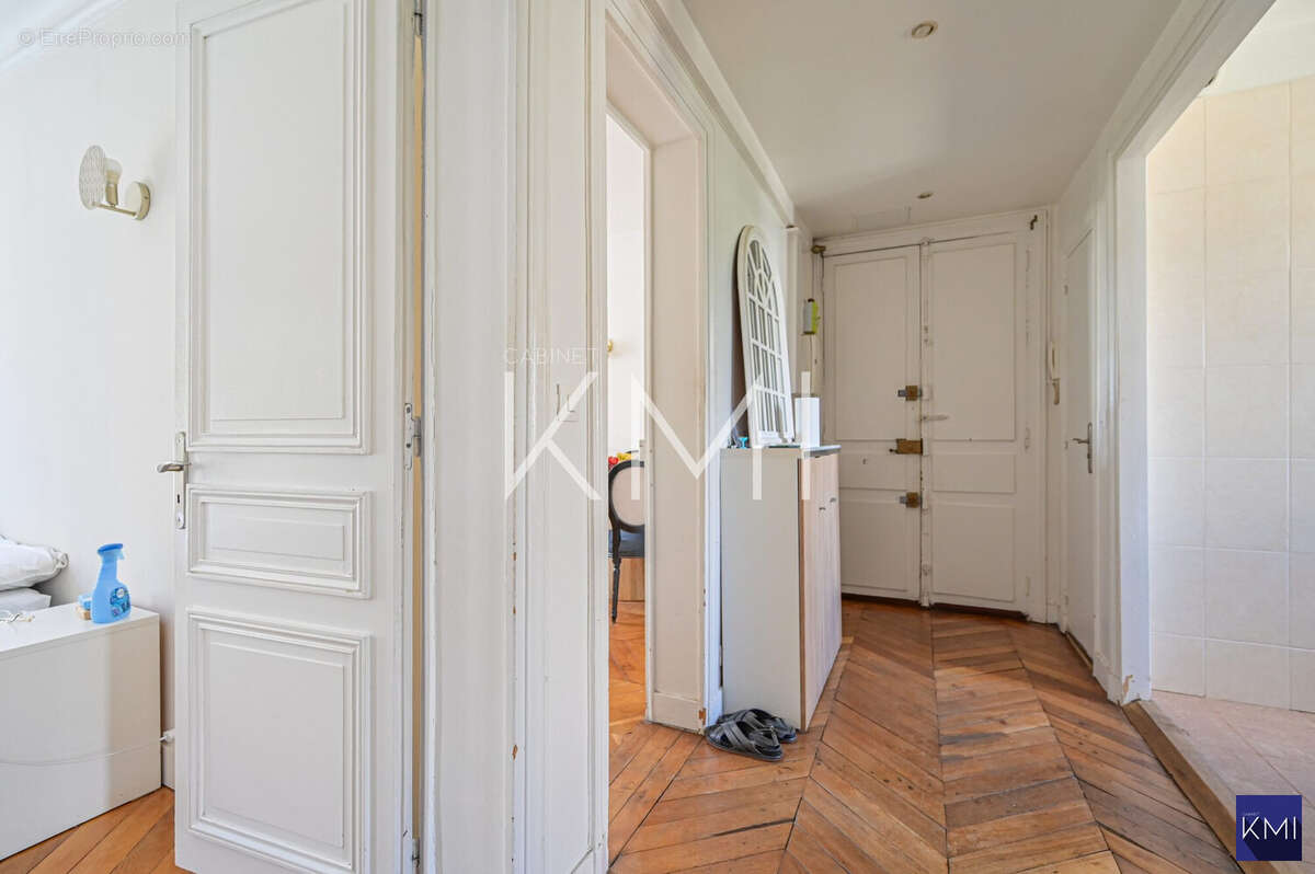 Appartement à PARIS-12E