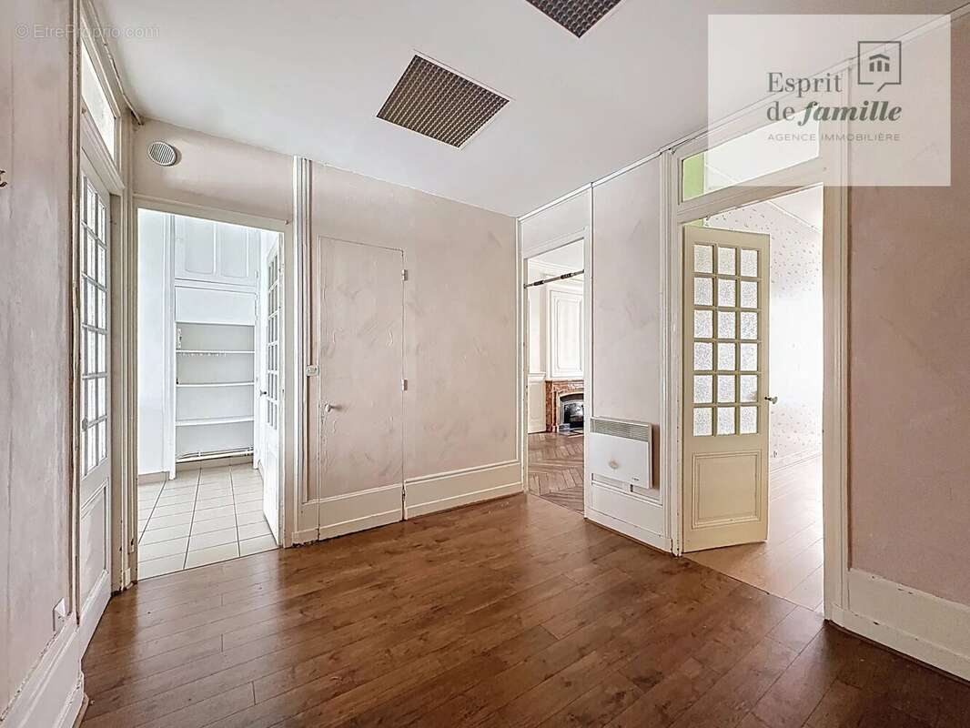 Appartement à LYON-6E