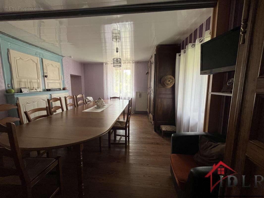 Maison à LARIVIERE-ARNONCOURT