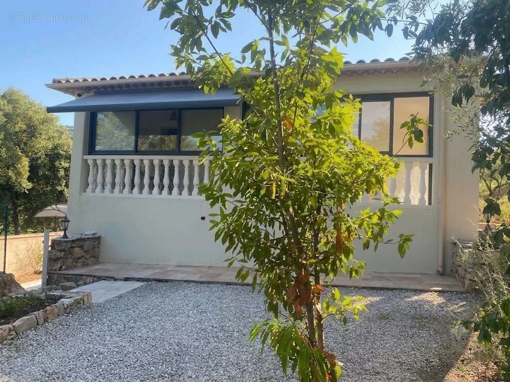 Vidauban  belle villa 2 appartements 136m2 pres du centre - photo 8