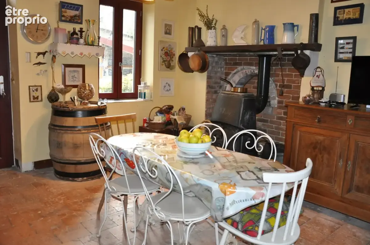 Jolie longère en pierre de chaux, avec 4 hectares de terrain - photo 2