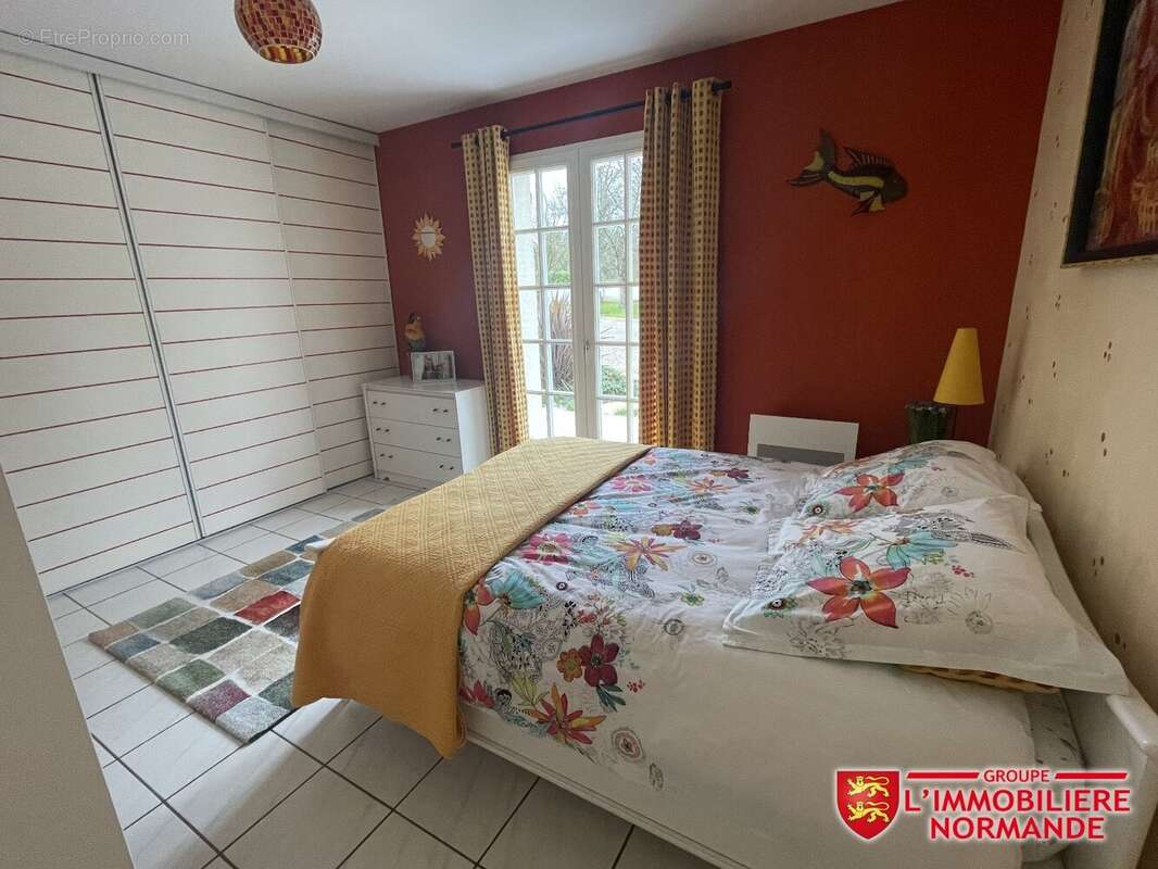 Maison à HEUDREVILLE-SUR-EURE