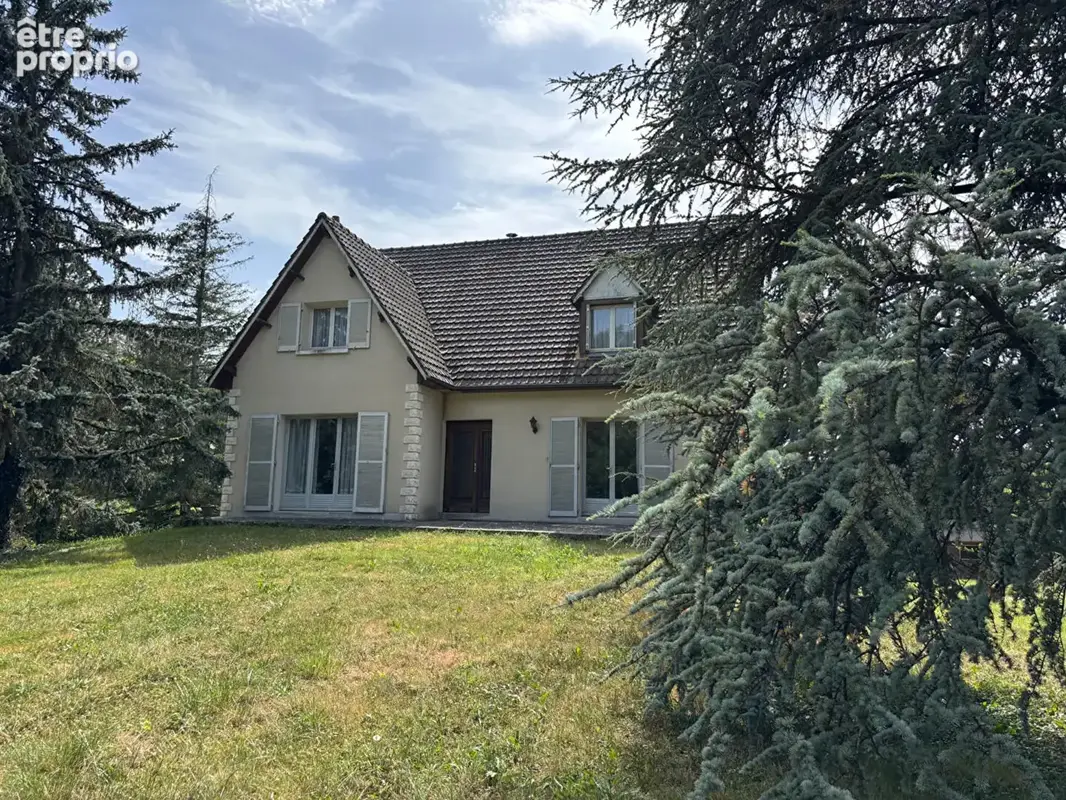 Maison spacieuse à vendre à Chambray-lès-Tours sur environ 3000 m2 - Un havre de paix à rafraîchir - photo 2