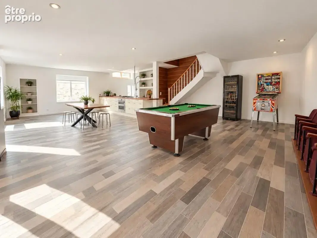 Loft contemporain au Mans – Pièce de vie 80 m² – 3 chambres – Terrasse – Garage - photo 3