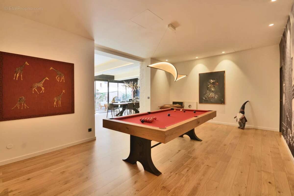 Appartement à LE CANNET