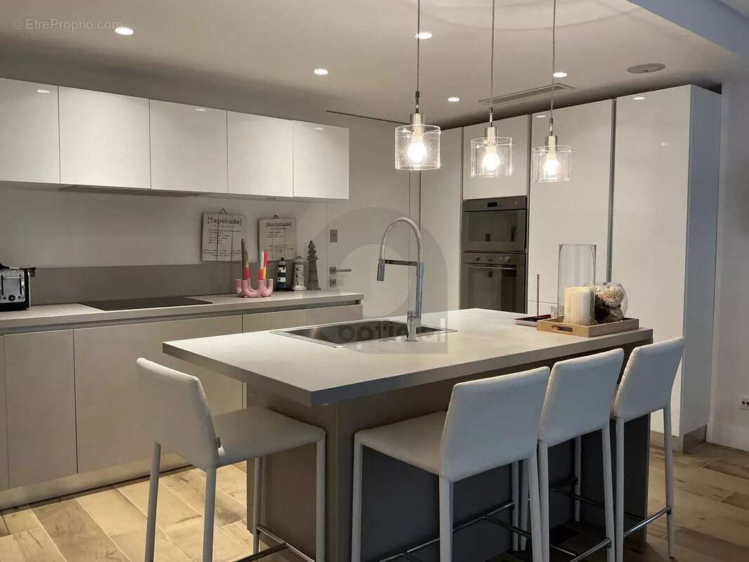 Maison à LA COLLE-SUR-LOUP