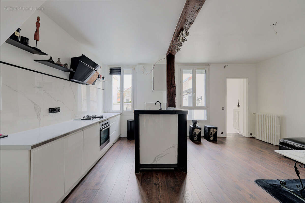 Appartement à LE PERREUX-SUR-MARNE