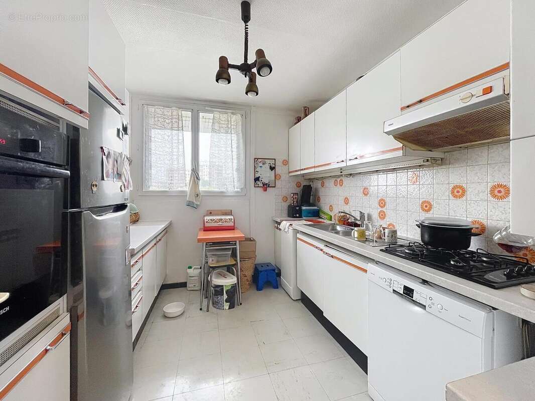 Photo 3 - Appartement à VILLENEUVE-LA-GARENNE