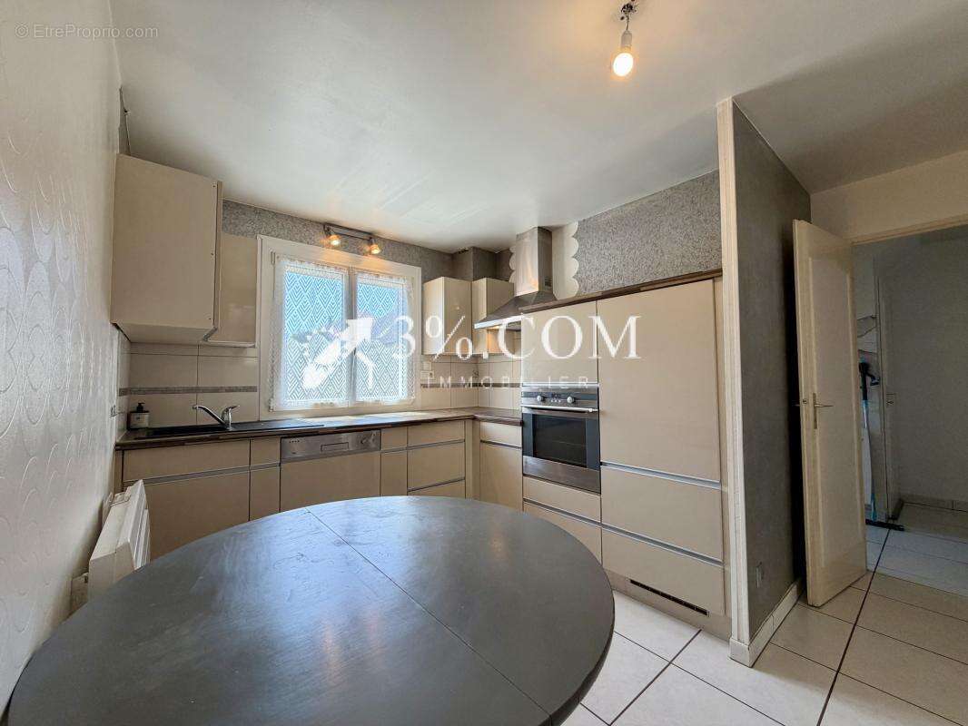 3%COM - En EXCLUSIVITÉ- À REICHSTETT, maison mitoyenne d'env - photo 2