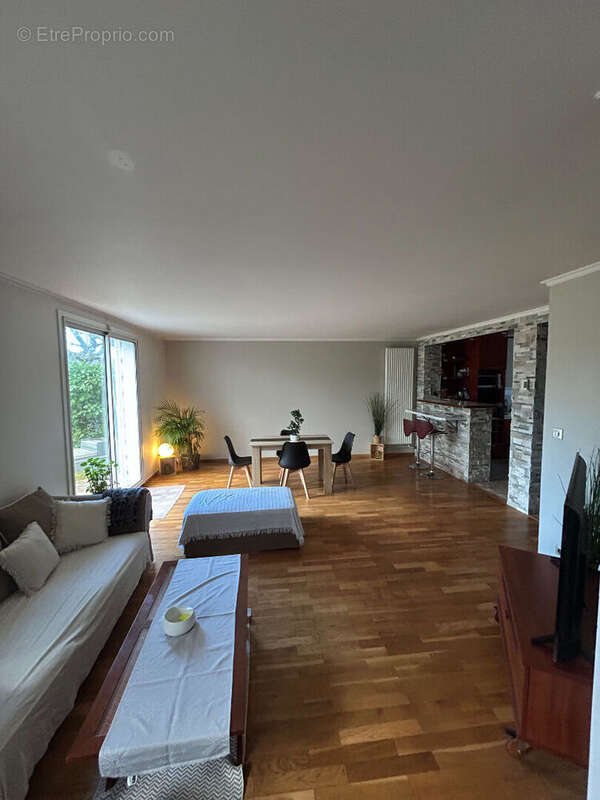 Maison à MAREIL-SUR-MAULDRE