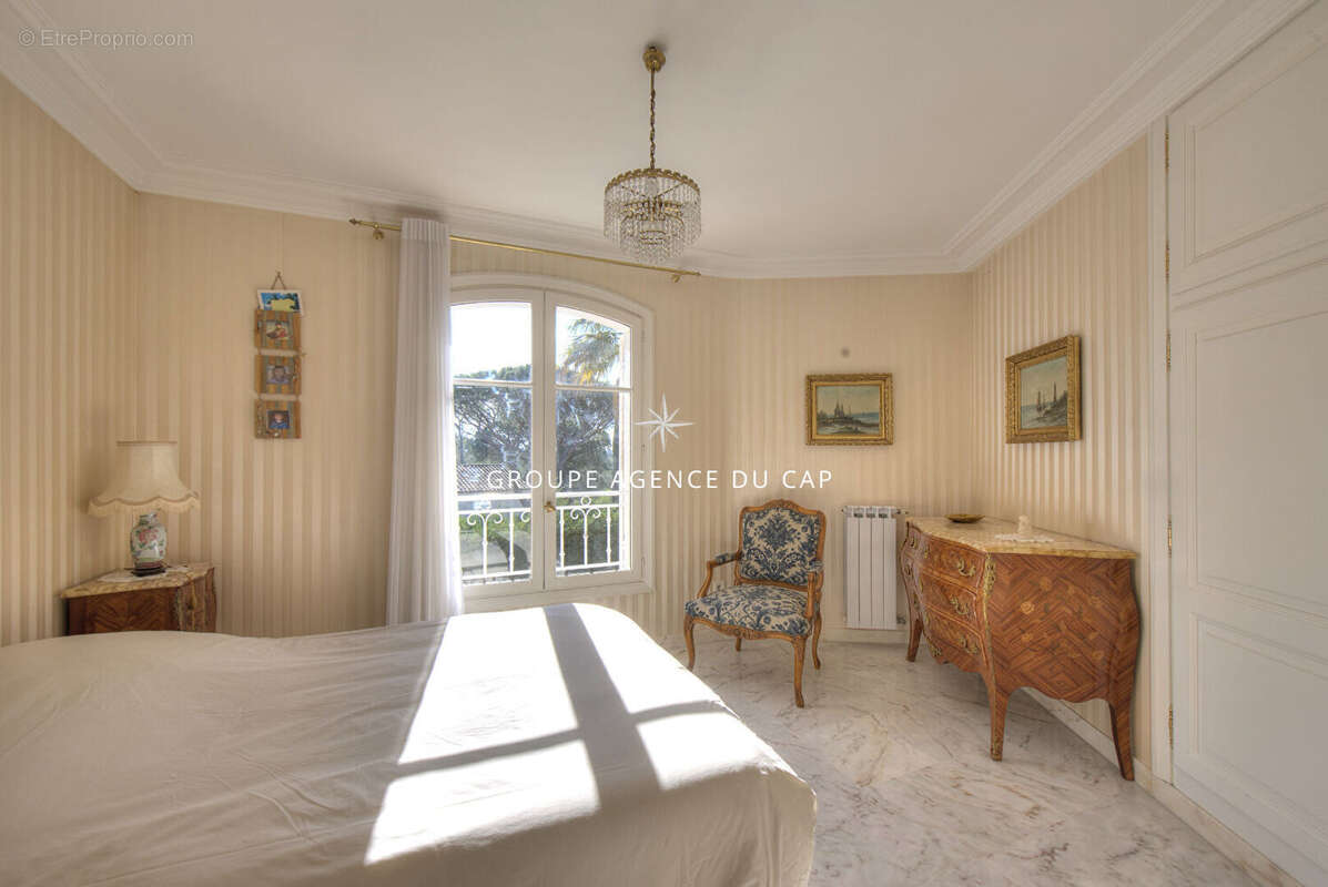 Maison à SAINT-RAPHAEL