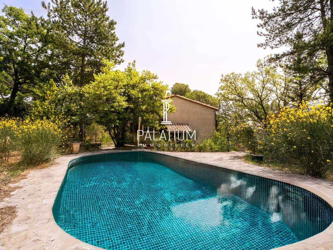 Maison à PIERREVERT