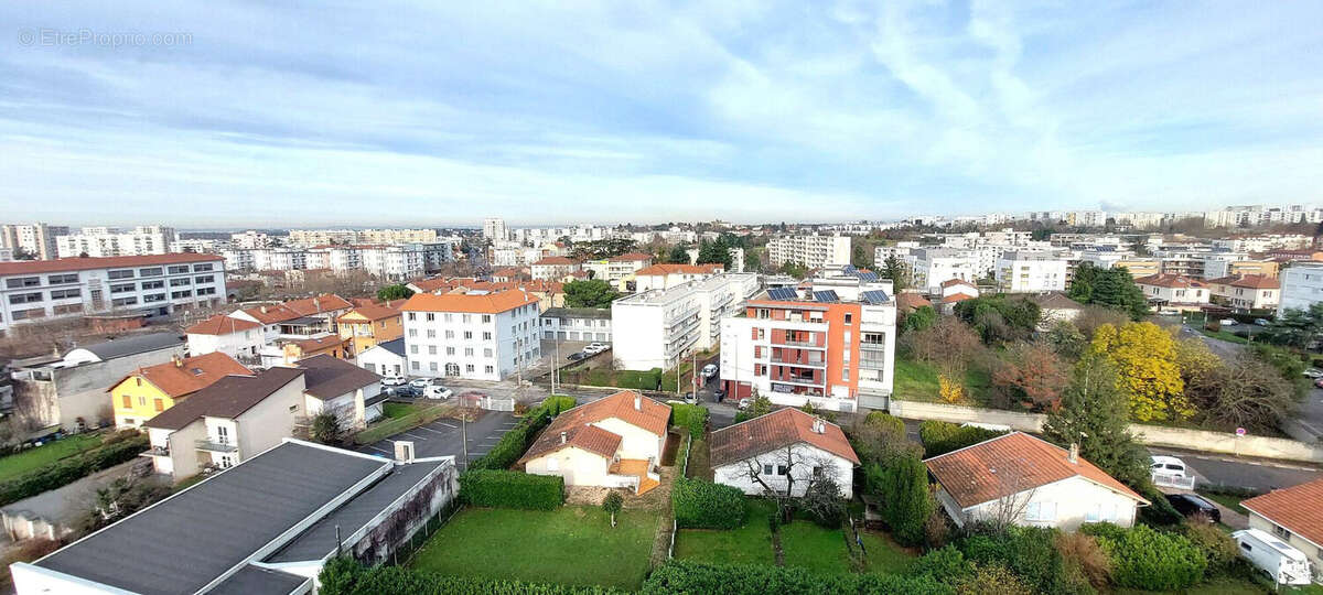 Appartement à SAINT-PRIEST