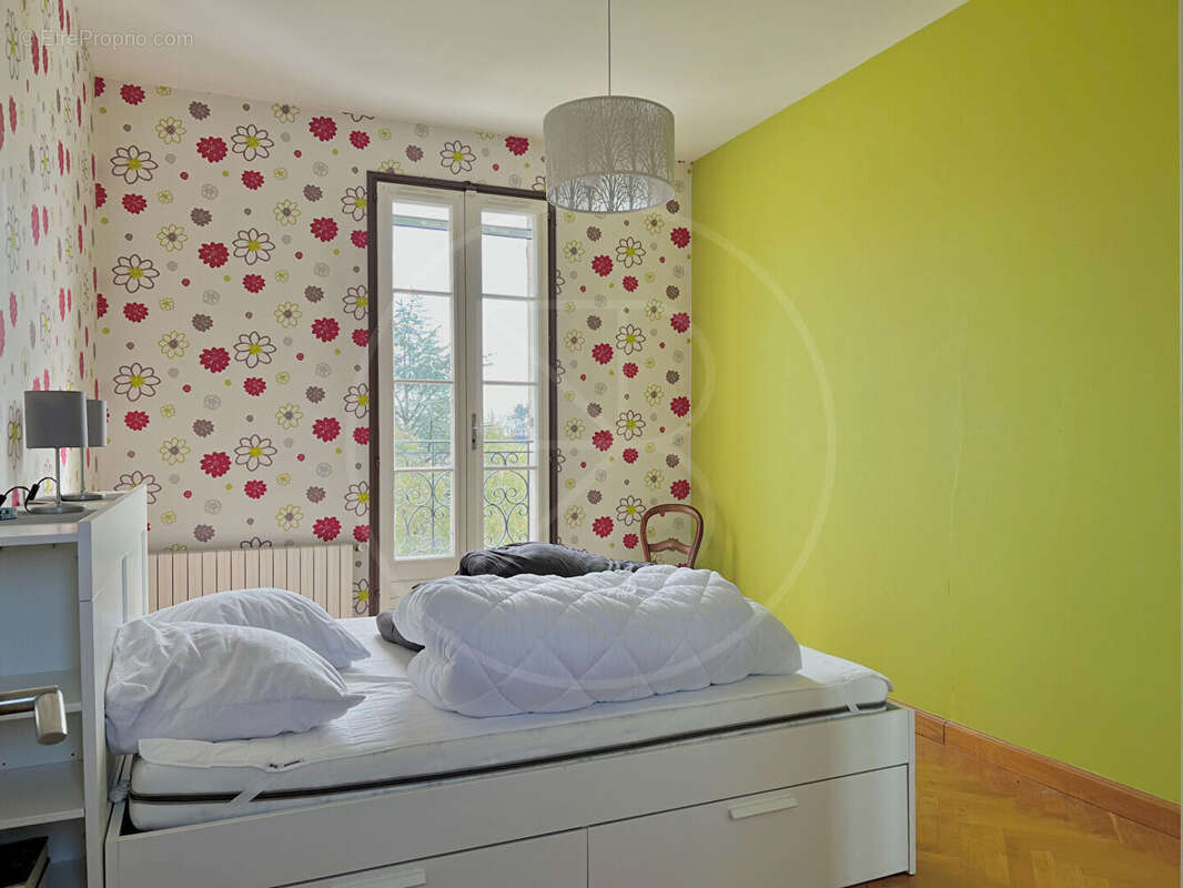 Maison à SAINT-EMILION