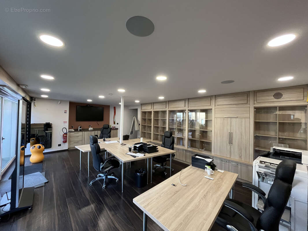 Commerce à PONTARLIER