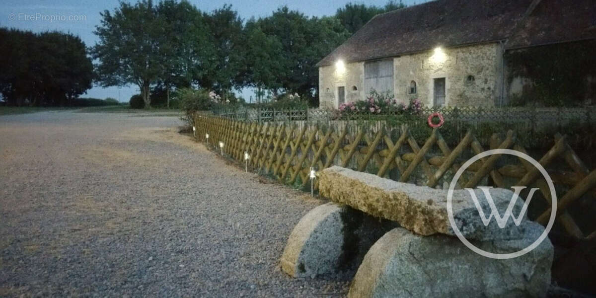 Maison à CONGE-SUR-ORNE