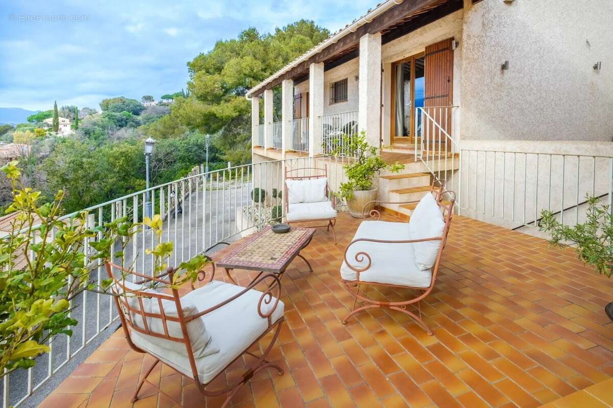 Maison à CAGNES-SUR-MER