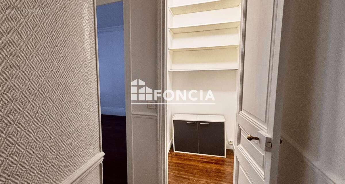 Appartement à PARIS-19E