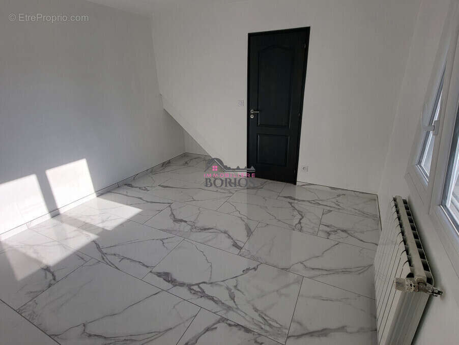 Maison à SAINT-MARCEL