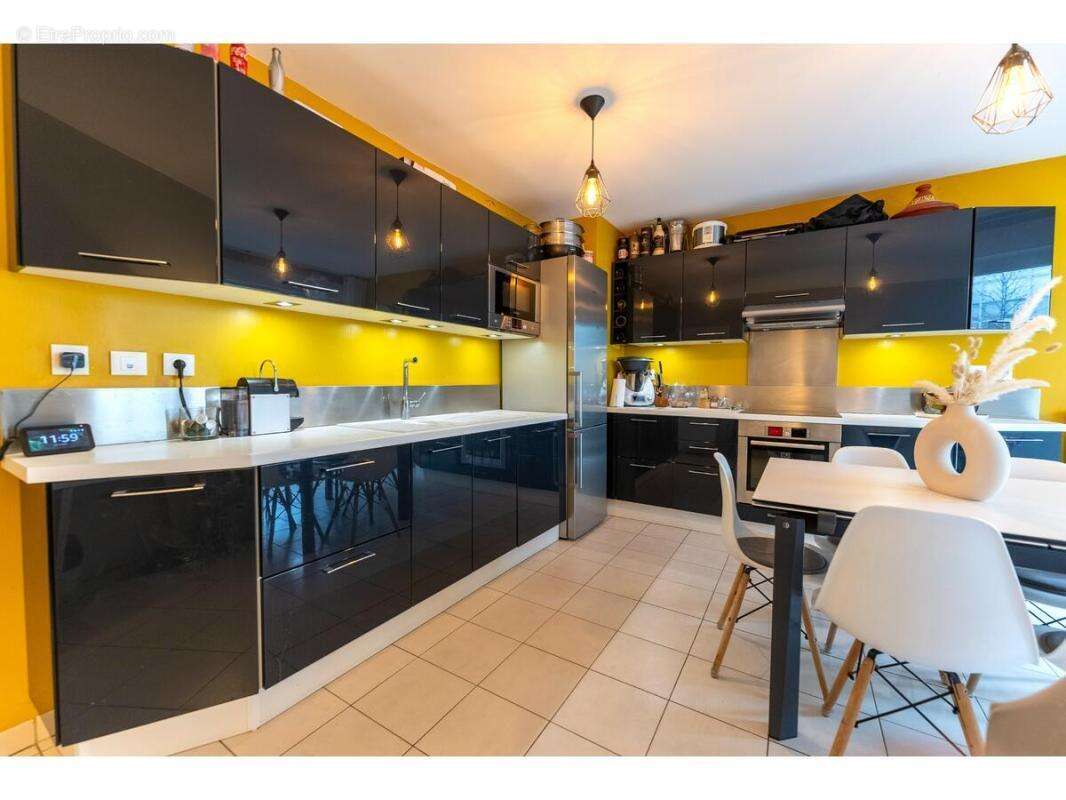 Appartement à COLOMBES