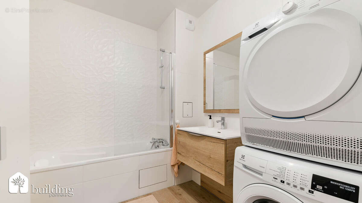 Appartement à LEVALLOIS-PERRET