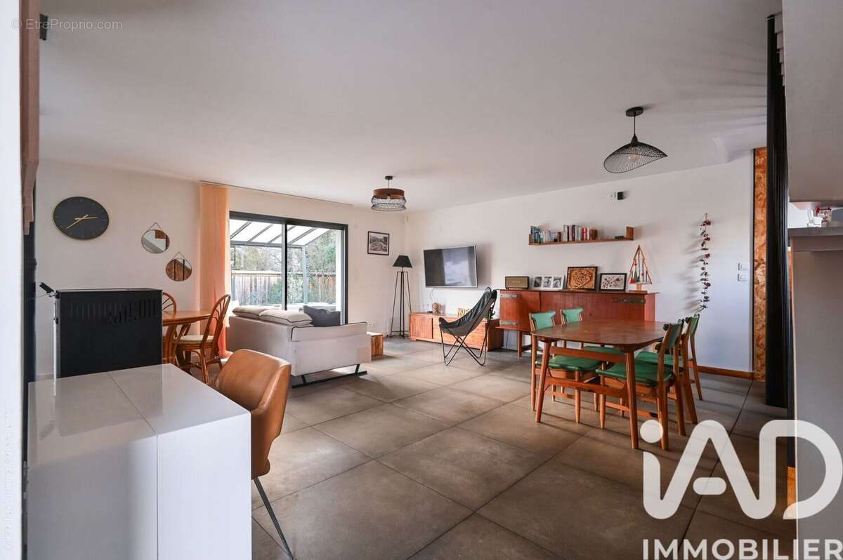 Photo 9 - Maison à PLAN-D'AUPS-SAINTE-BAUME