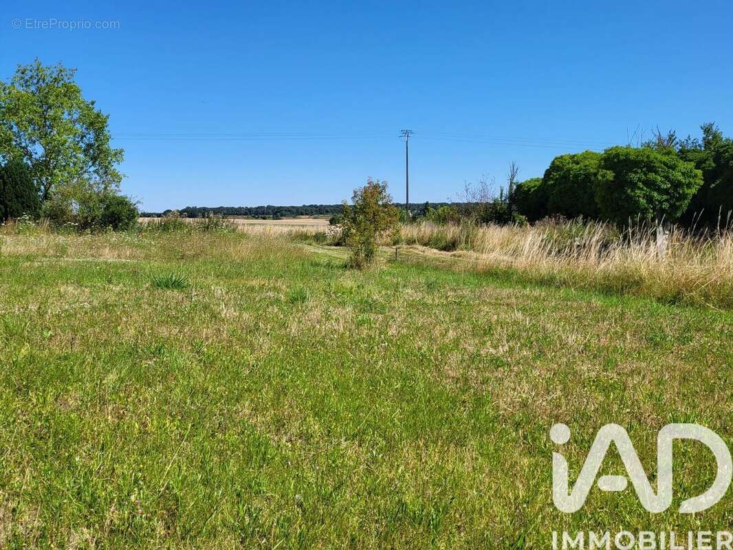 Photo 4 - Terrain à BOUCHY-SAINT-GENEST