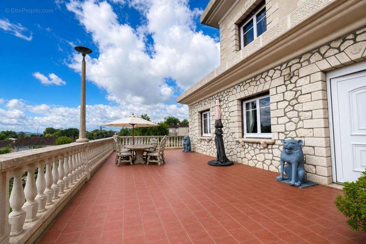 Maison de 6 pièces avec piscine à Villeneuve-sur-Lot - photo 15