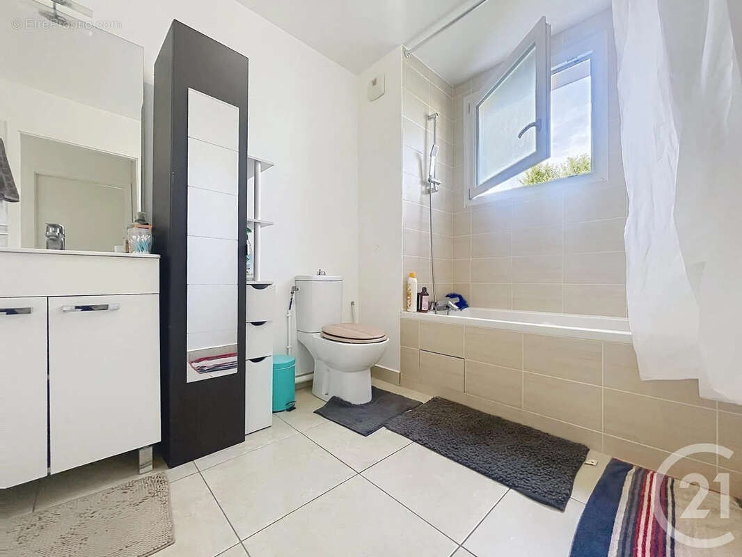 Appartement à MELUN