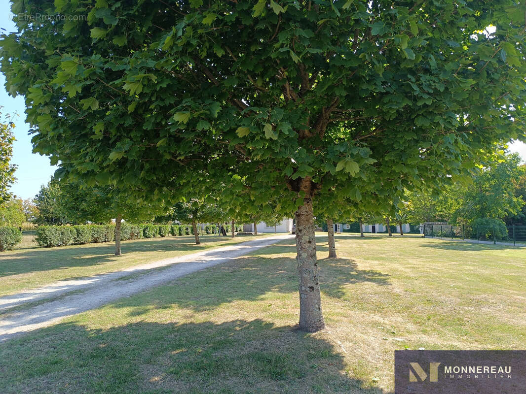 Maison à MORTAGNE-SUR-GIRONDE