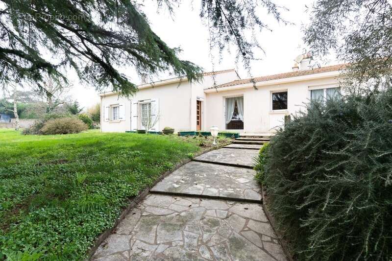 Maison à LA BRUFFIERE