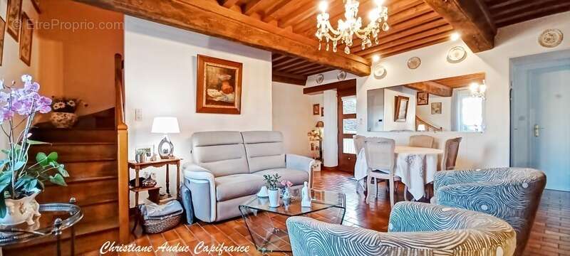Charolles, pour investisseur, maison mitoyenne de ville, vendue avec loctaire en place - photo 6