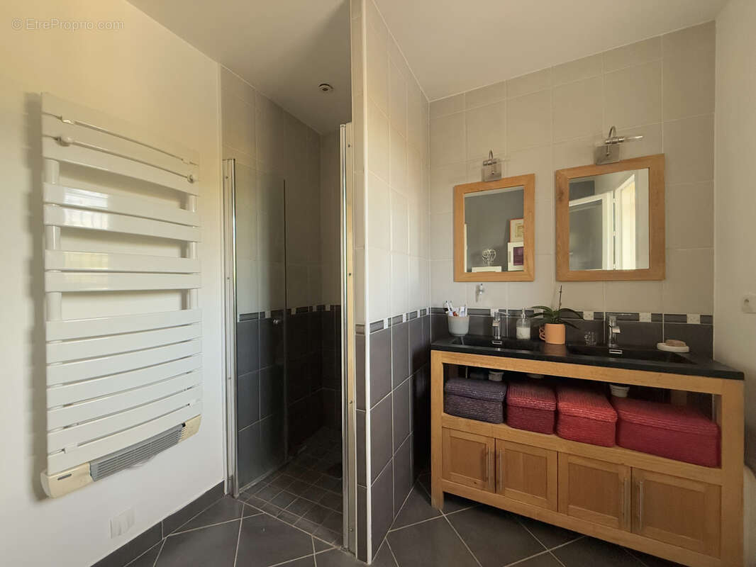 Maison à AIGUES-VIVES