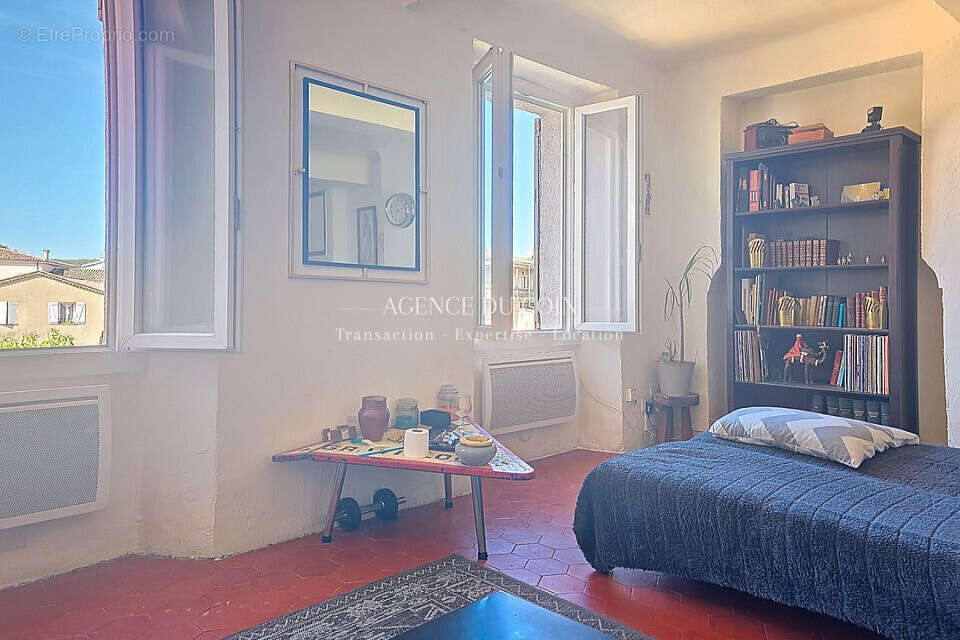 Appartement à TRANS-EN-PROVENCE