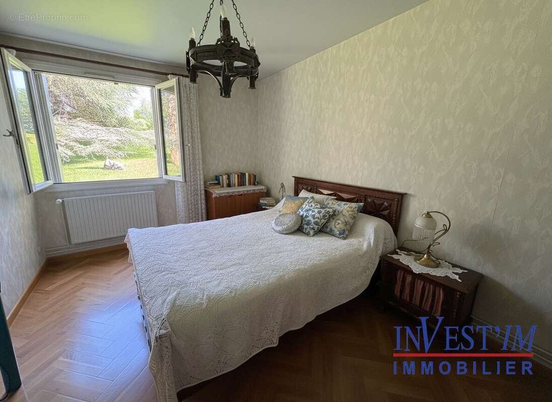 Appartement à OULLINS