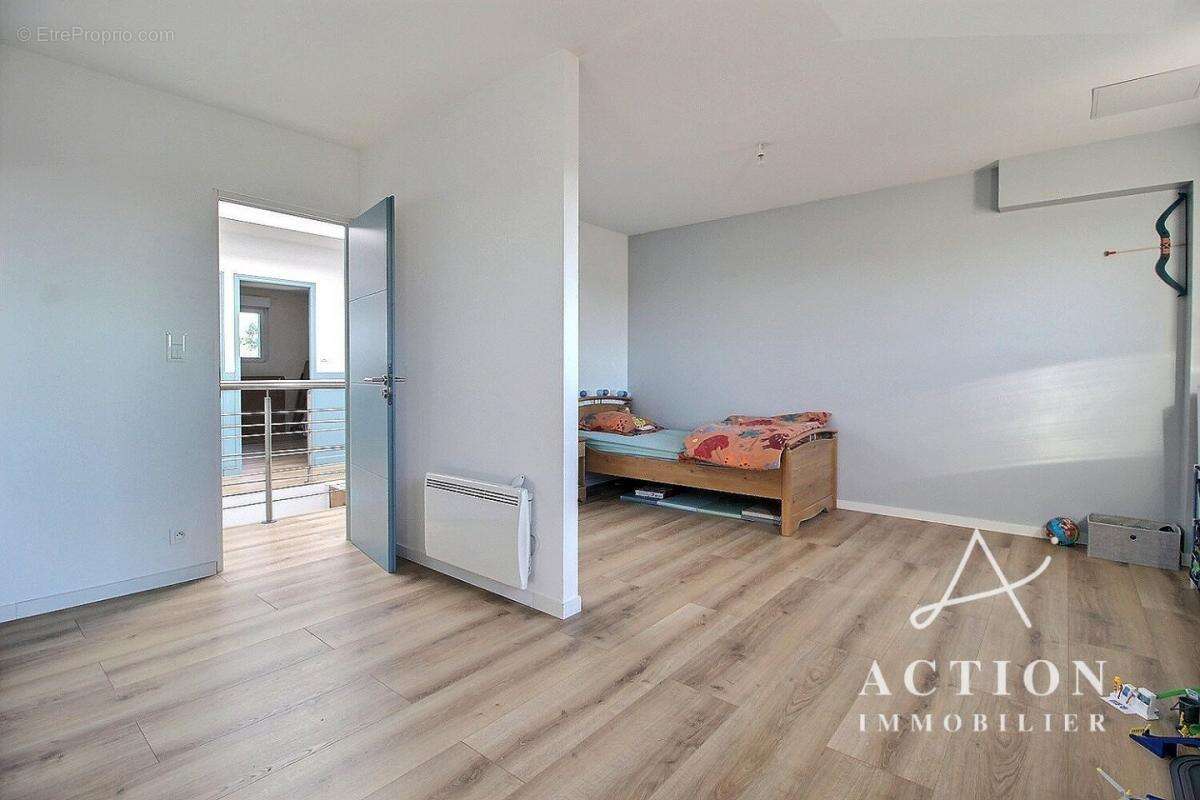 Maison à LYS-LEZ-LANNOY