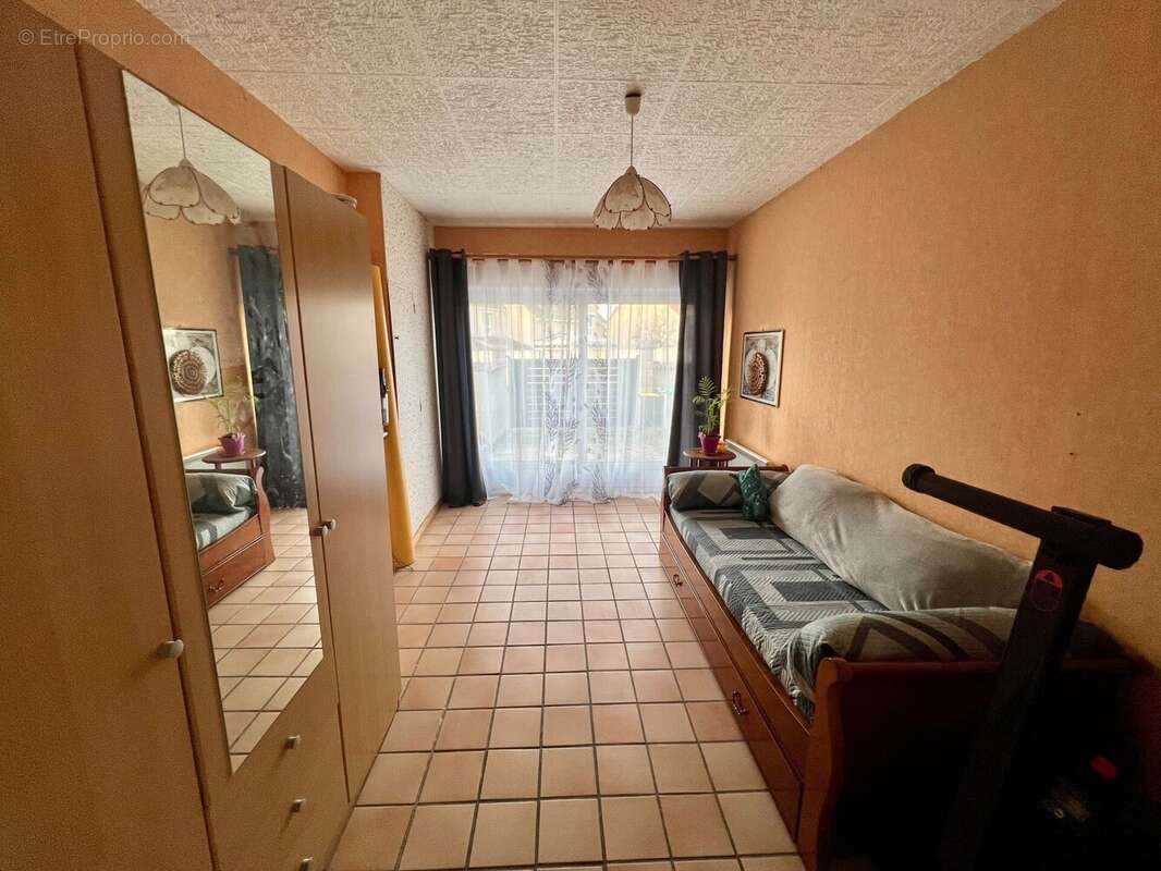 Maison à BRUYERES-LE-CHATEL