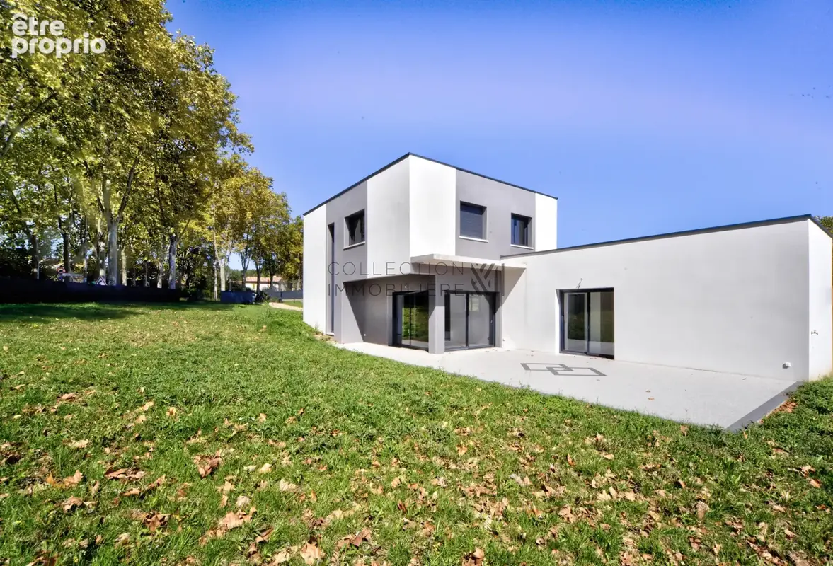 Maison à SAINT-SULPICE