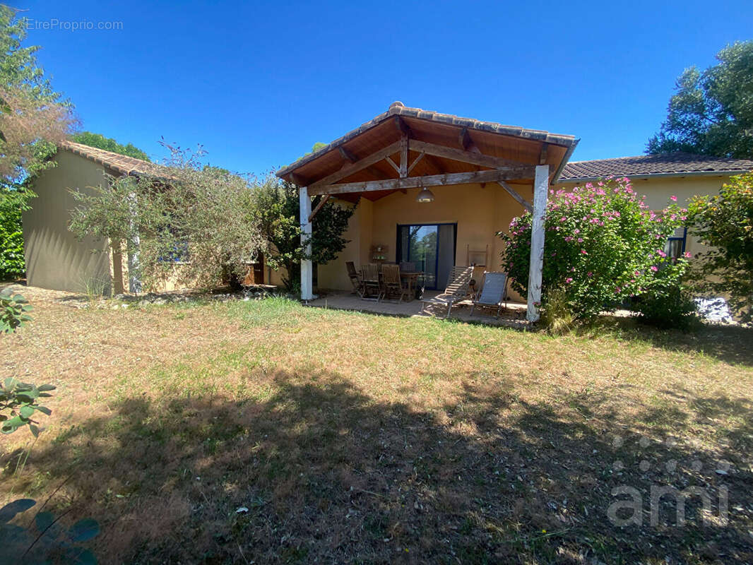 Maison Aiffres 6 pièces -158 m2 - photo 3