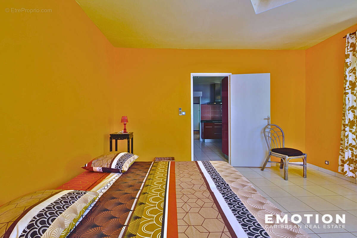 Maison à SAINTE-ROSE