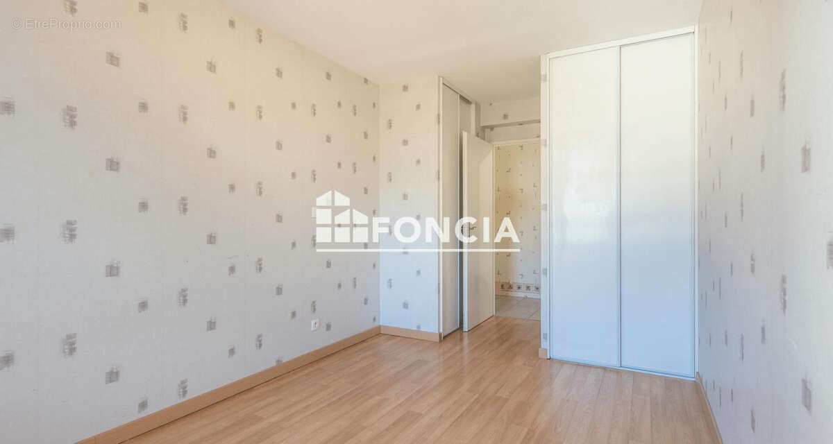 Appartement à SAINT-MARTIN-LE-VINOUX