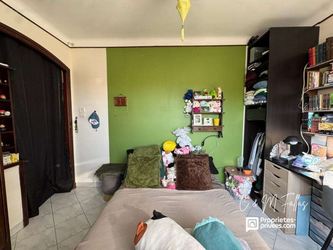 Maison au calme avec double habitation- LAPALUD - photo 10