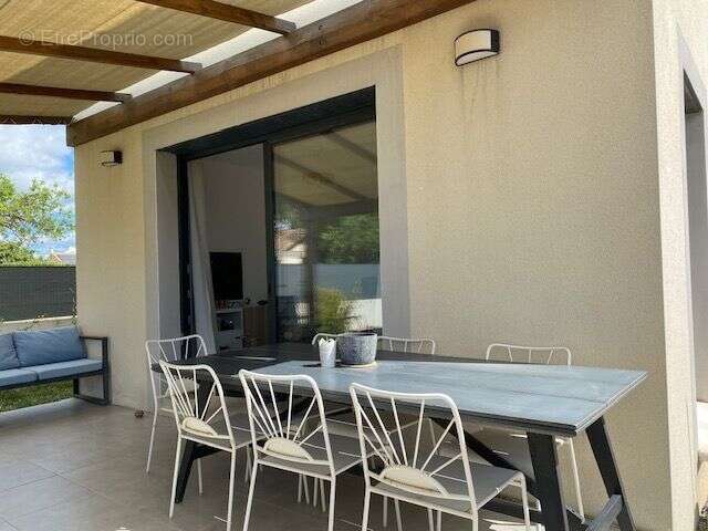 Villa type 4 sur 304m2 de jardin avec boulodrome - etat irreprochable - photo 3