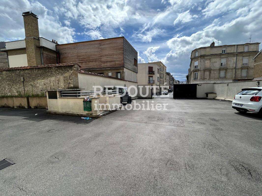 À VENDRE – Ensemble de bureaux d'environ 350 m² avec parkings privatifs – REIMS - photo 10